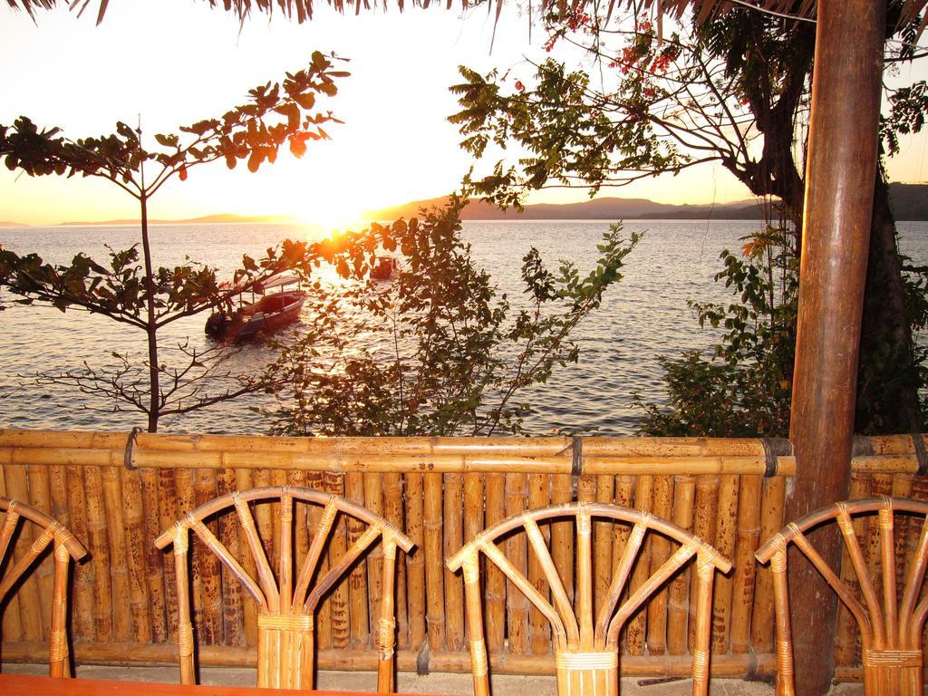 Raja Laut Dive Resort Бунакен Экстерьер фото